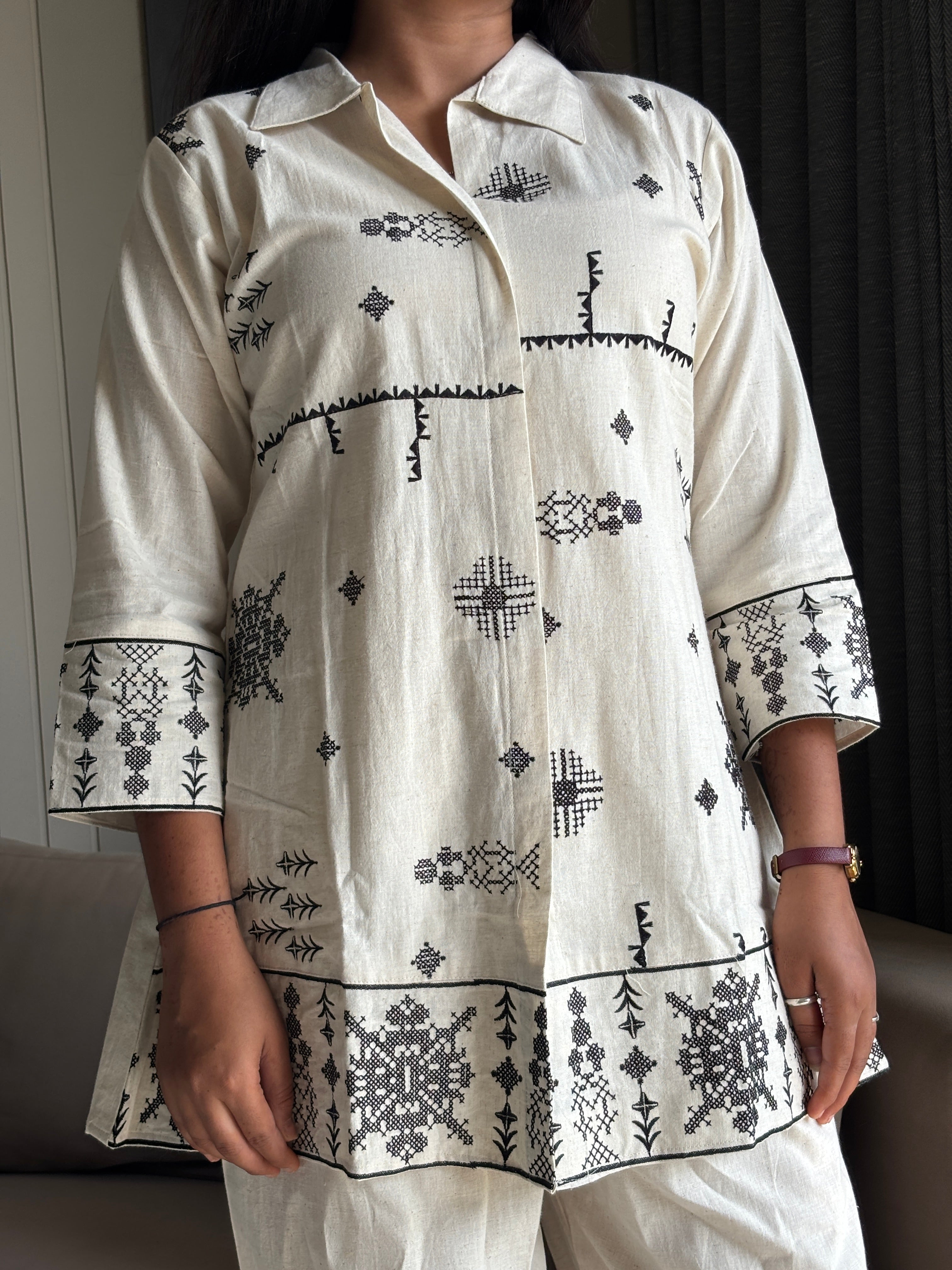 Ivory Geometric Embroidered Duster Set