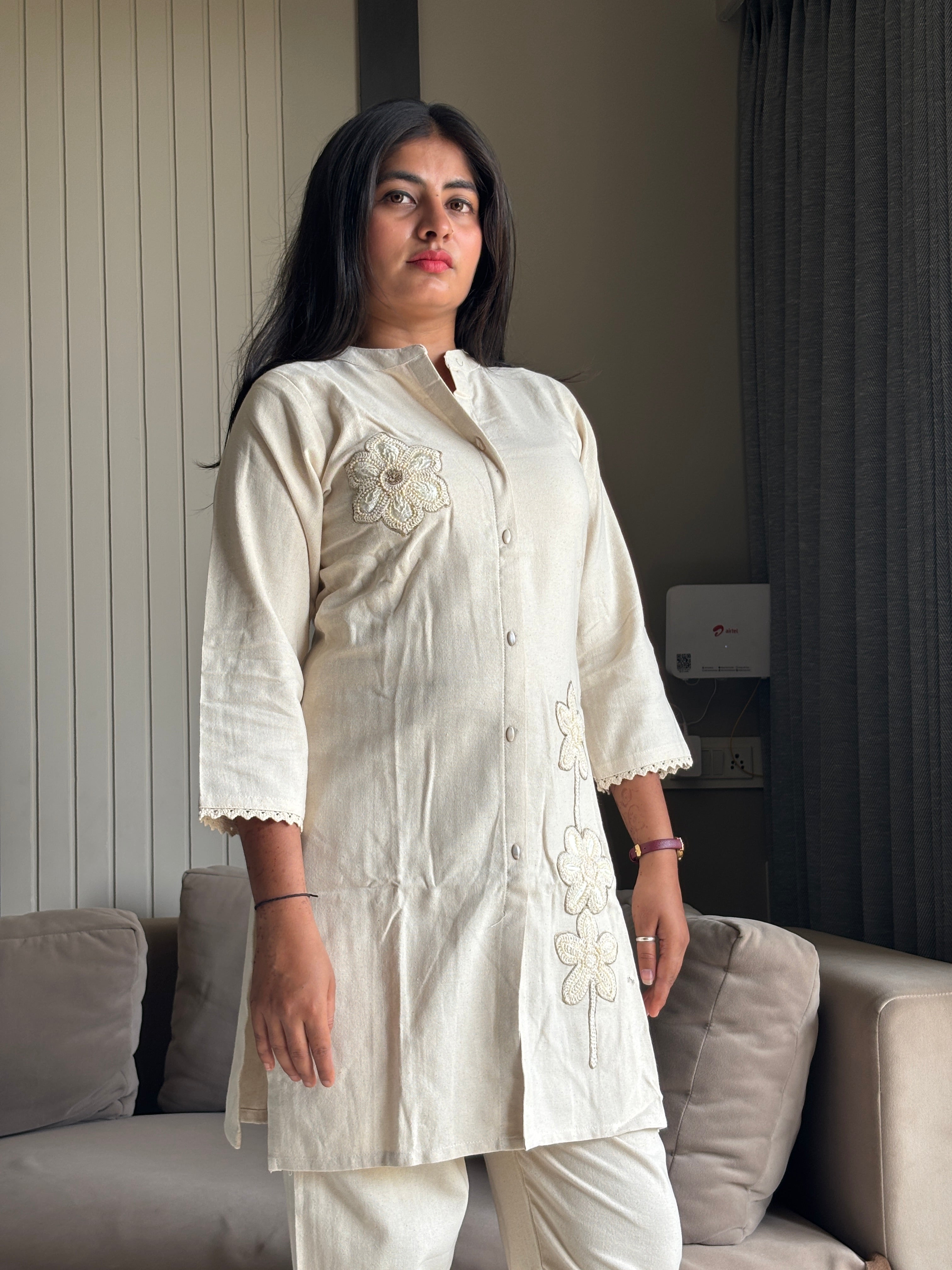 Ivory Daisy Trail Tunic Set